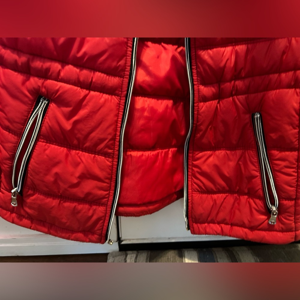 Guess Women’s Red Size M Puffer Jacket - Picture 7 of 8